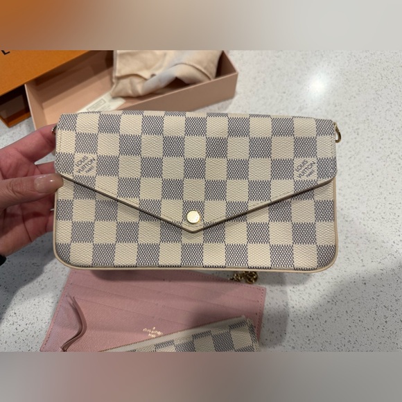 Louis Vuitton Félicie Pochette - Damier Azur Canvas - Picture 6 of 7